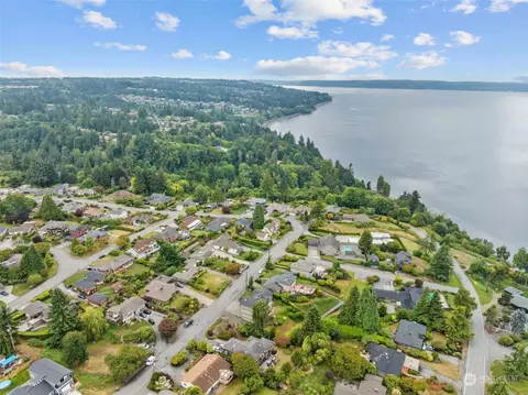 610 View Ridge Dr, Everett, WA 98203 photo 4
