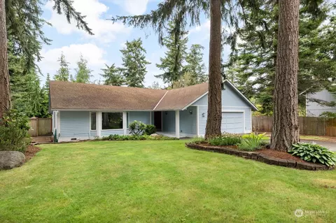 1589 Links Way, Oak Harbor, WA 98277