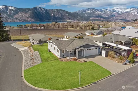 25 Summerset Pl, Manson, WA 98831