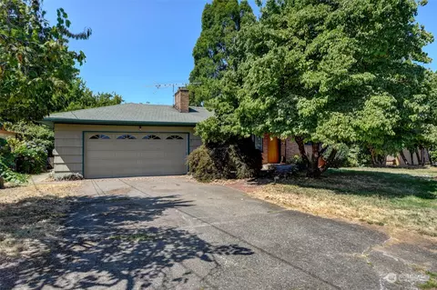 5404 NW Harney St, Vancouver, WA 98663