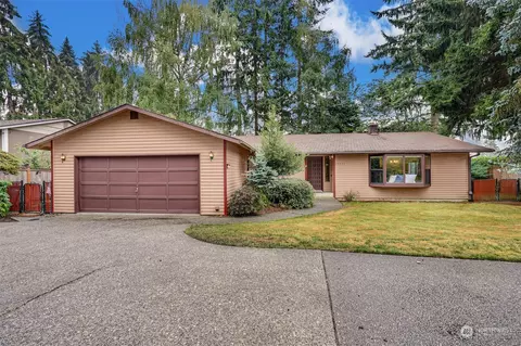 17731 Spruce Way, Lynnwood, WA 98037