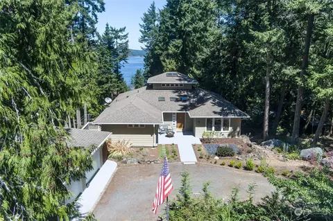 63 Point Caution Dr, Friday Harbor, WA 98250