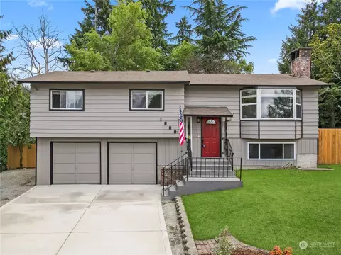 1809 Tartan Ct, Puyallup, WA 98372