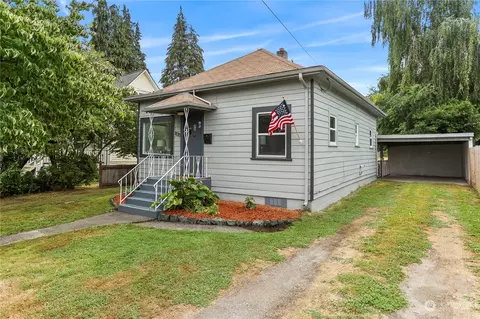 830 Garfield St, Mount Vernon, WA 98273