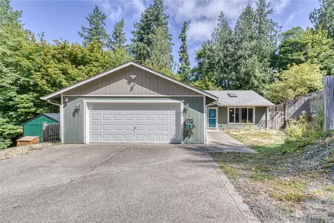 20 E Katydid Ct, Belfair, WA 98528