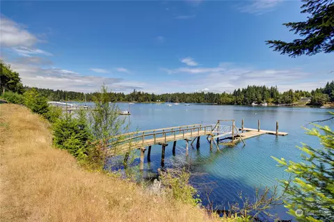 6745 Oak Bay Rd, Port Ludlow, WA 98365