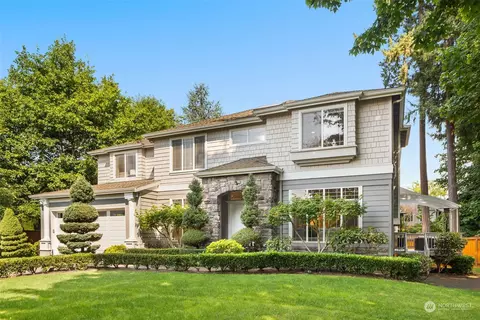 12505 NE 102nd Pl, Kirkland, WA 98033