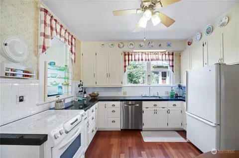 1812 Rucker Ave, Everett, WA 98201 photo 10