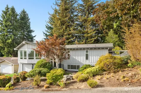 13812 SE 21st St, Bellevue, WA 98005