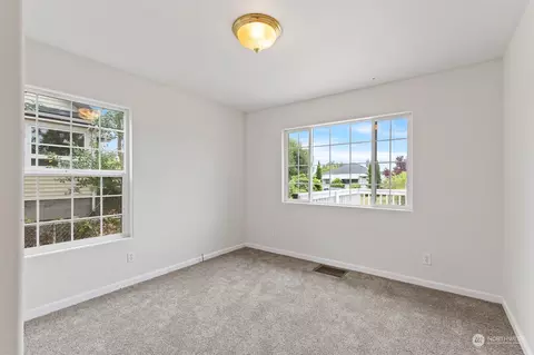 2124 E 21st St, Bremerton, WA 98310 photo 21