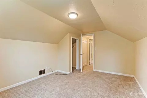 2124 E 21st St, Bremerton, WA 98310 photo 27