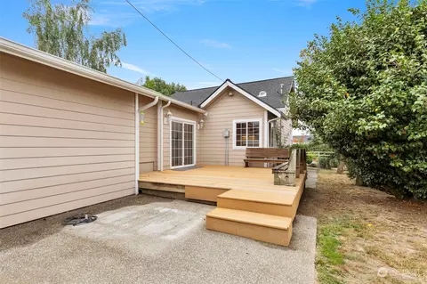 2124 E 21st St, Bremerton, WA 98310 photo 16