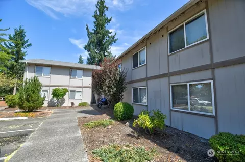 316 SE Choker St, Lacey, WA 98503