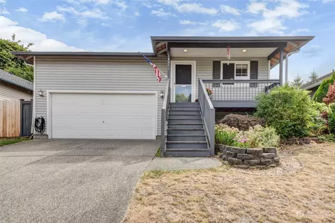 19421 Crown Ridge Blvd, Arlington, WA 98223