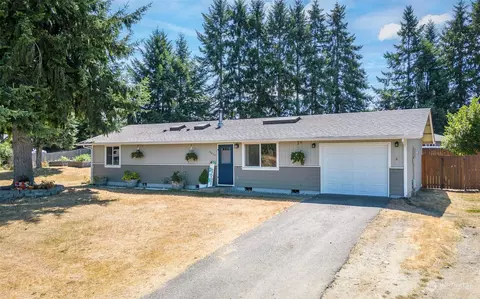18820 Crescent Dr SW, Rochester, WA 98579