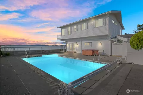 7395 Birch Bay Dr, Blaine, WA 98230
