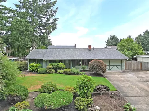 1429 Evergreen Dr, Fircrest, WA 98466