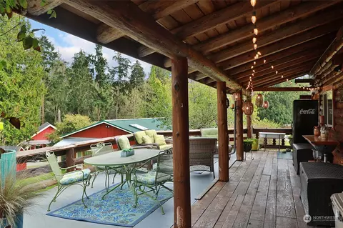 1806 Newman Rd, Freeland, WA 98249