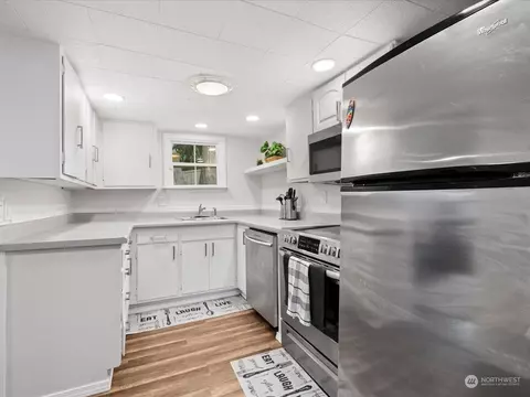 6028 Oakes Ave, Everett, WA 98203 photo 8