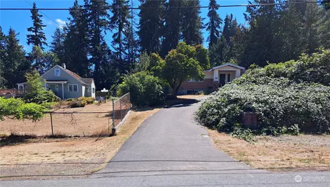 1823 NE 185th St, Shoreline, WA 98155