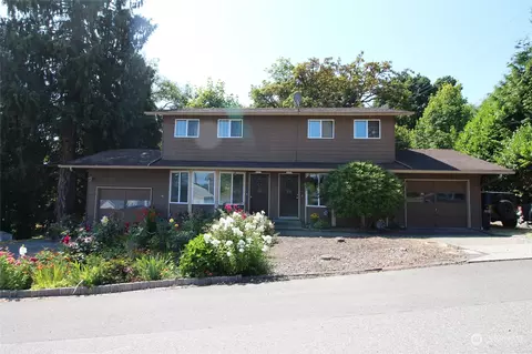 2118 49th St SE, Everett, WA 98203
