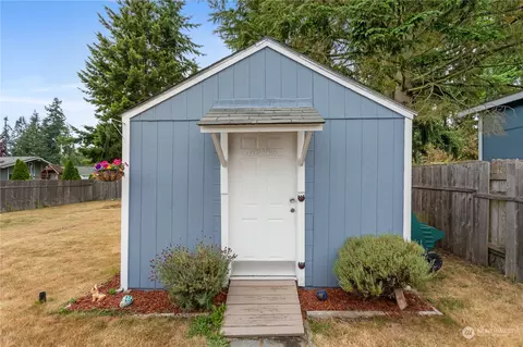 621 Pecks Dr, Everett, WA 98203 photo 29
