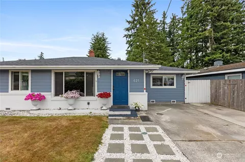 621 Pecks Dr, Everett, WA 98203 photo 2