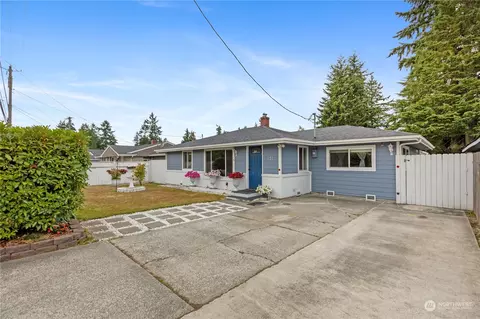 621 Pecks Dr, Everett, WA 98203