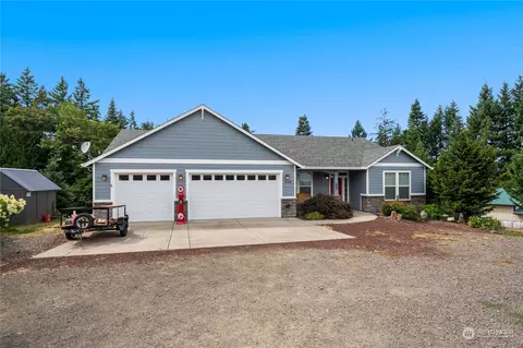 375 Cunningham Rd, Kelso, WA 98626