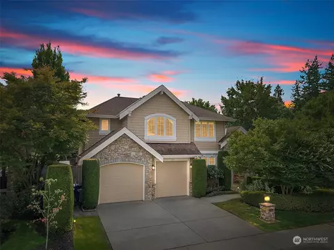 27505 SE 28th Ct, Sammamish, WA 98075