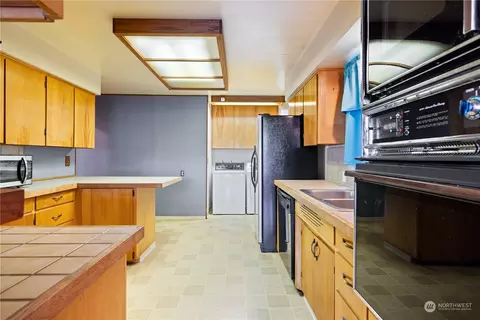 1052 Elm St, Othello, WA 99344 photo 8