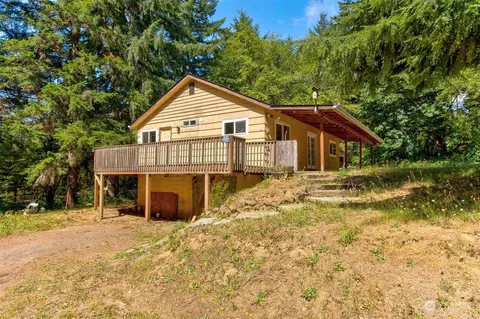 260 Woodside Dr, Longview, WA 98632