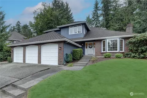 24139 SE 45th Pl, Issaquah, WA 98029