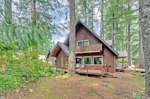 129 Mountain View Dr, Packwood, WA 98361