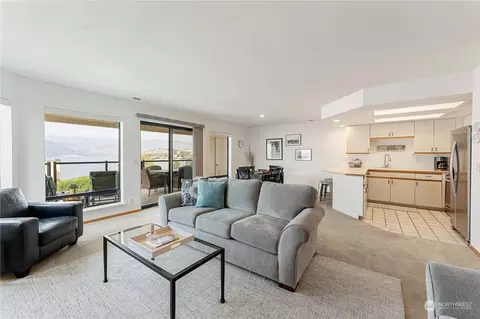 100 Lake Chelan Shores Dr #19-6, Chelan, WA 98816
