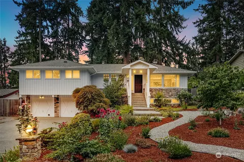 2627 127th Ave NE, Bellevue, WA 98005