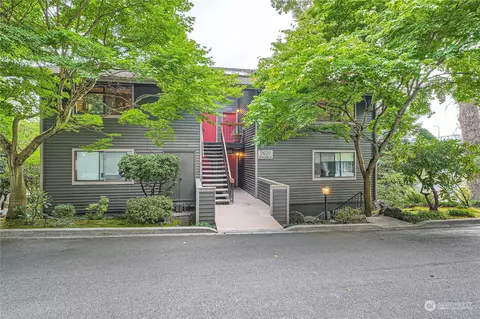 2620 4th Ave N #606, Seattle, WA 98109