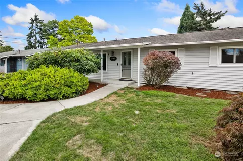 15782 118th Pl SE, Renton, WA 98058