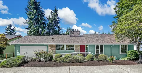 2229 137th Pl SE, Bellevue, WA 98005