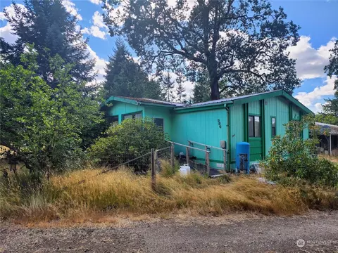 936 Tucker Rd, Toledo, WA 98591