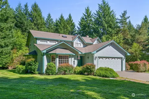 7236 Lovely Ln NE, Olympia, WA 98516