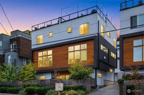 3431 22nd Ave W #B, Seattle, WA 98199