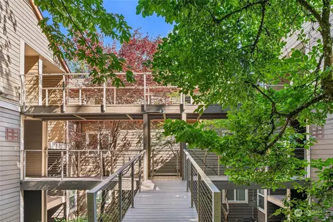 700 Front St S #E205, Issaquah, WA 98027
