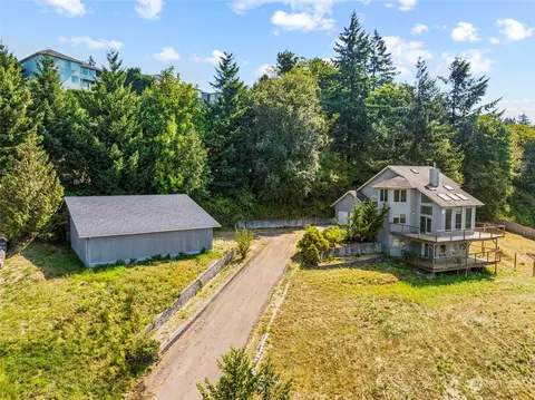 1005 Taylor Rd, Kalama, WA 98625