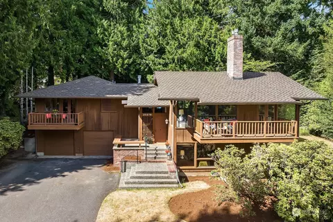 23276 SE 54th Pl, Issaquah, WA 98029
