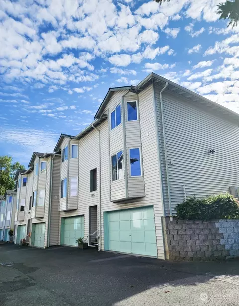 10 E Casino Rd #A1, Everett, WA 98208