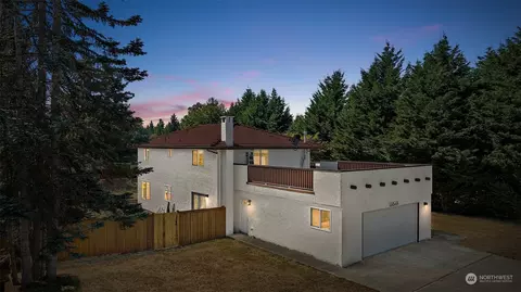 18049 SE 244th St, Covington, WA 98042