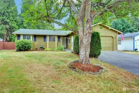 8207 36th Ave NE, Marysville, WA 98270