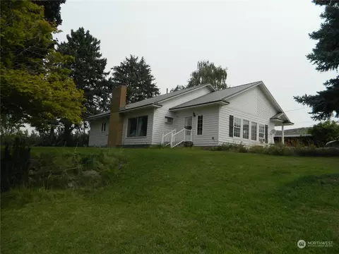 8 Fisher Rd, Tonasket, WA 98855