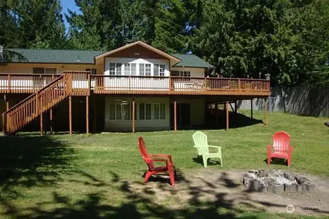 1551 Loop Rd, Stevenson, WA 98648